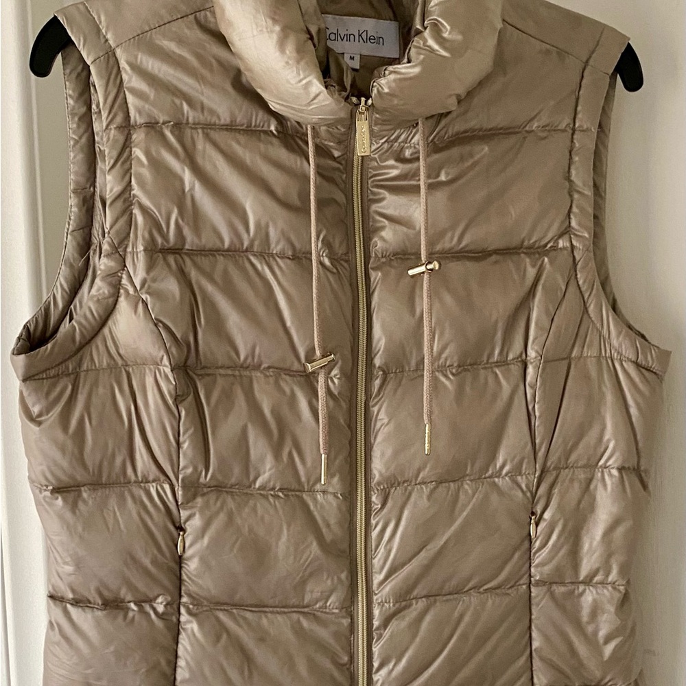 M Calvin Klein Quilted duck down  Puffer Vest